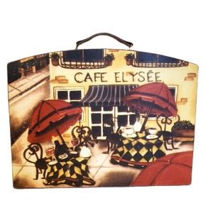 - - Vintage decorative box